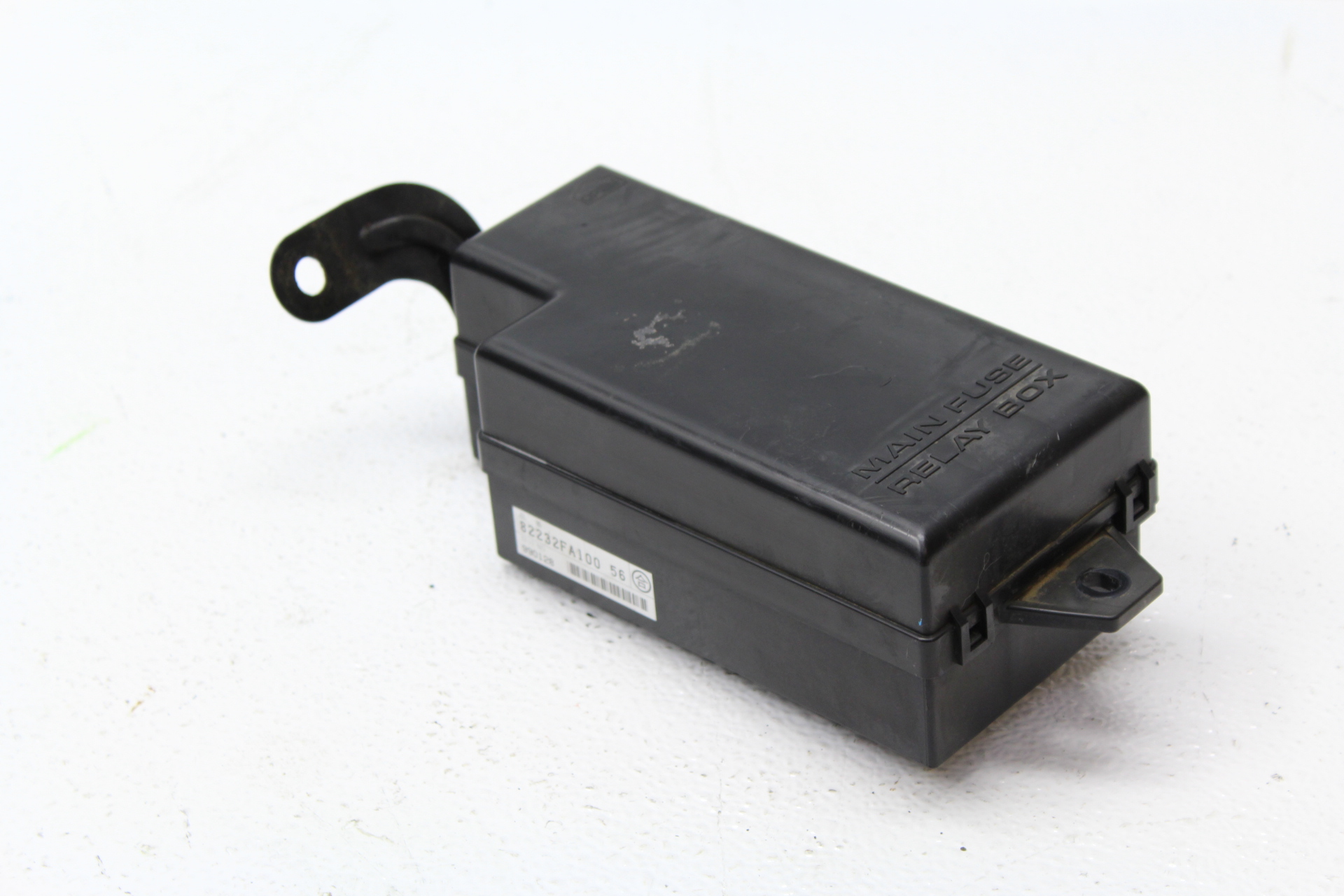 1998-2001 SUBARU IMPREZA 2.5 RS GC8 ENGINE BAY FUSE BOX OEM
