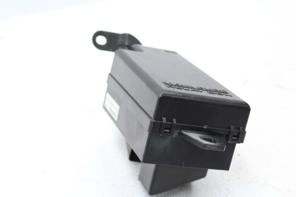 2004-2008 SUBARU FORESTER XT FXT FUSE BOX RELAY BOX OEM FACTORY 04-08