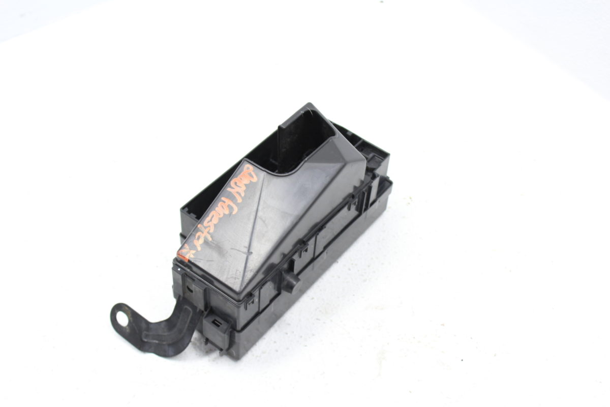 2004-2008 SUBARU FORESTER XT FXT FUSE BOX RELAY BOX OEM FACTORY 04-08