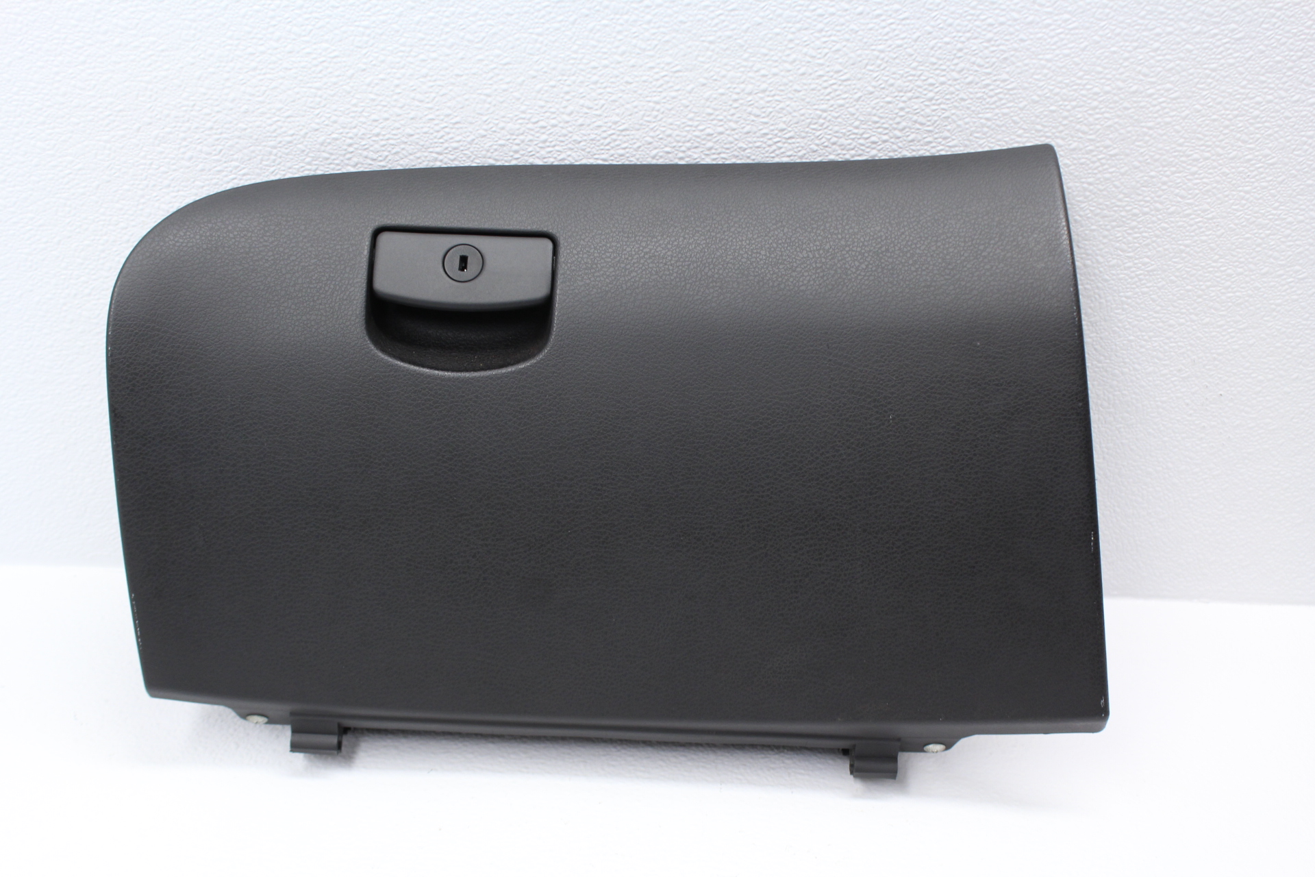 20082014 SUBARU IMPREZA WRX & STI GLOVE BOX ASSEMBLY OEM